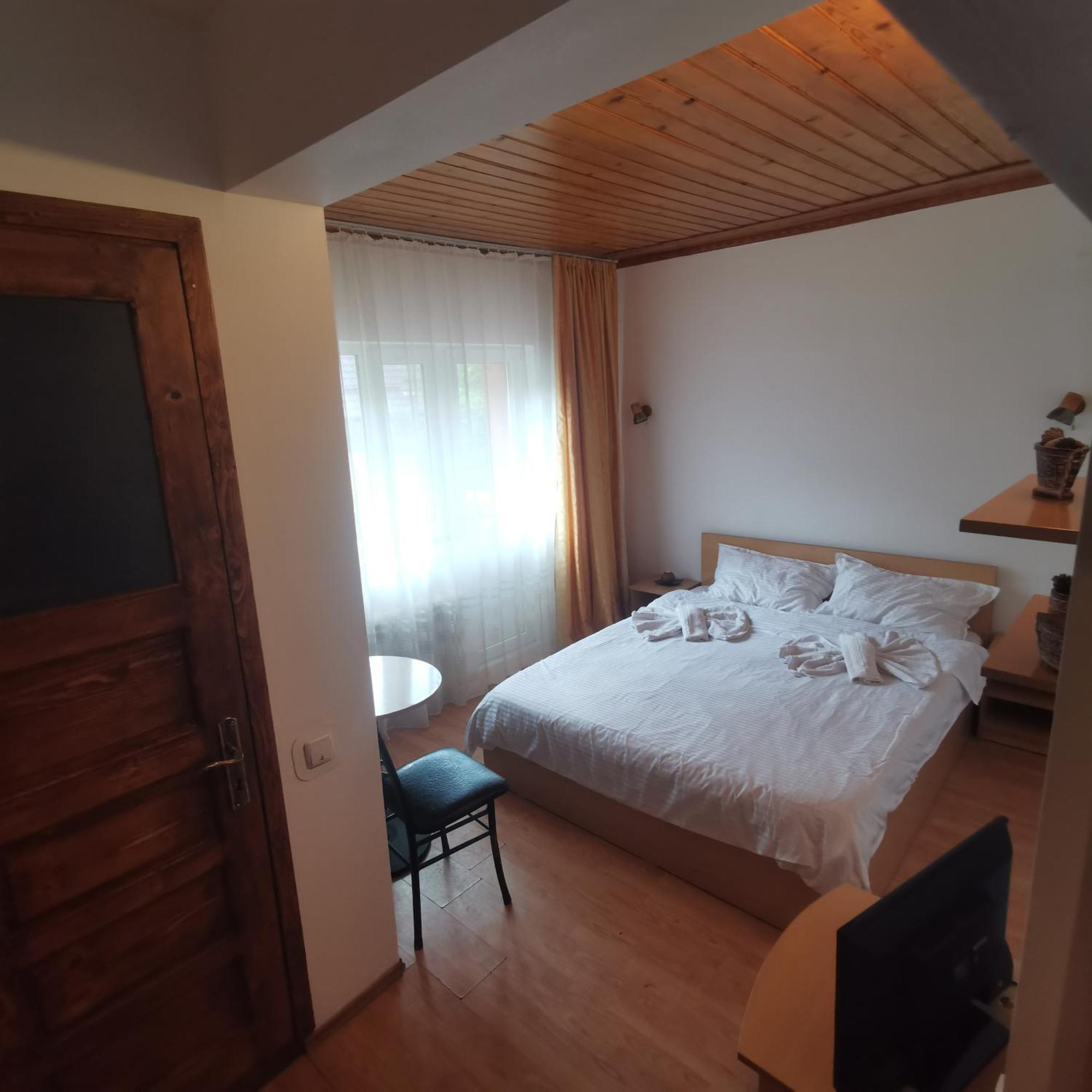 B&B Pensiunea Fara Nume Buşteni
